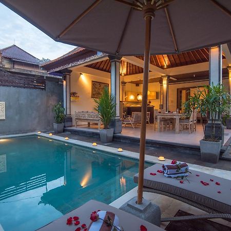 Secret Bunutan Ubud Villa ภายนอก รูปภาพ